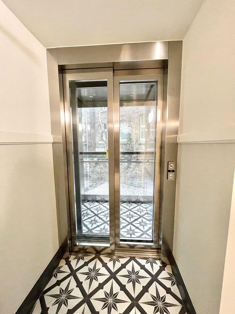 5 bedroom flat for sale, 126 m², Düsseldorf, North Rhine-Westphalia 5 bedroom flat for sale, 126 m², Düsseldorf, North Rhine-Westphalia