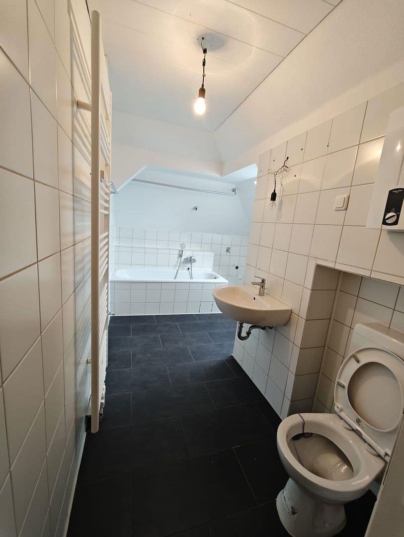 2 bedroom with open-plan kitchen flat to rent, 67 m², Wattenbachstr. 12, Essen, North Rhine-Westphalia 2 bedroom with open-plan kitchen flat to rent, 67 m², Wattenbachstr. 12, Essen, North Rhine-Westphalia