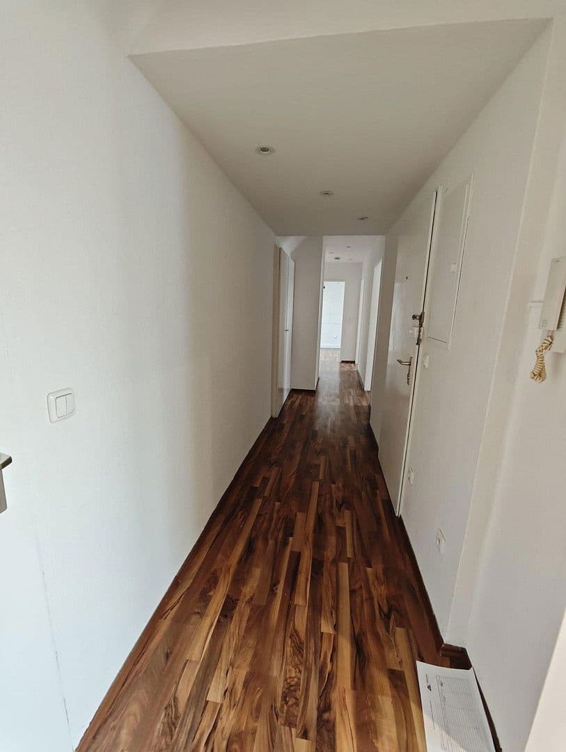 2 bedroom with open-plan kitchen flat to rent, 67 m², Wattenbachstr. 12, Essen, North Rhine-Westphalia 2 bedroom with open-plan kitchen flat to rent, 67 m², Wattenbachstr. 12, Essen, North Rhine-Westphalia