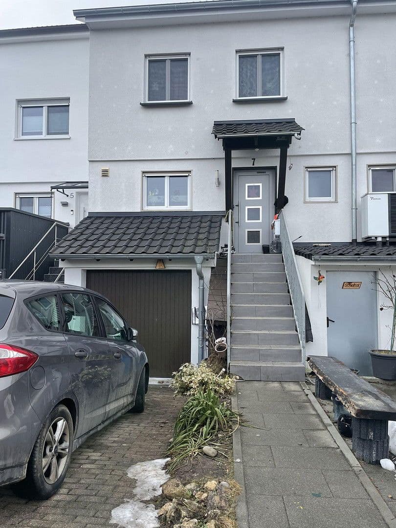 house for sale, 110 m², Kirchheim unter Teck, Baden-Württemberg house for sale, 110 m², Kirchheim unter Teck, Baden-Württemberg