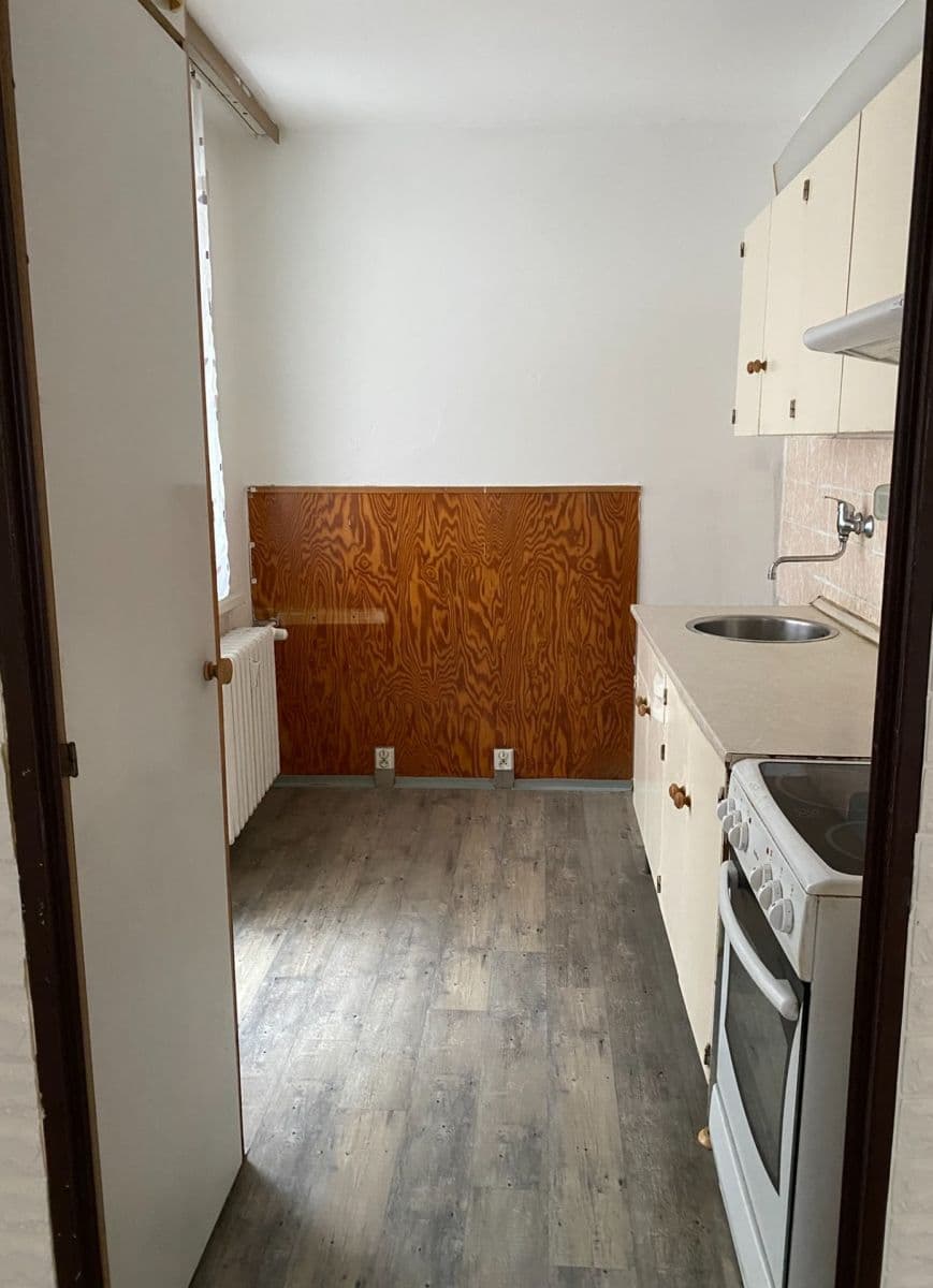 3 bedroom flat for sale, 54 m², Radimova, Prague, Prague 3 bedroom flat for sale, 54 m², Radimova, Prague, Prague