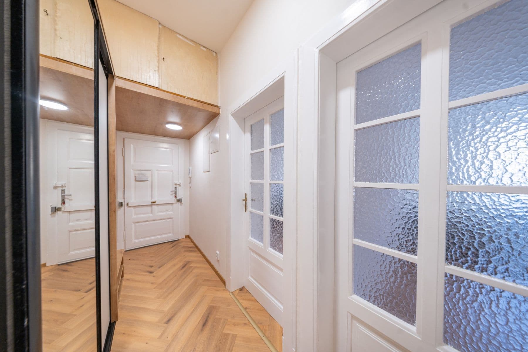 1 bedroom with open-plan kitchen flat for sale, 46 m², Jaromírova, Prague, Prague 1 bedroom with open-plan kitchen flat for sale, 46 m², Jaromírova, Prague, Prague