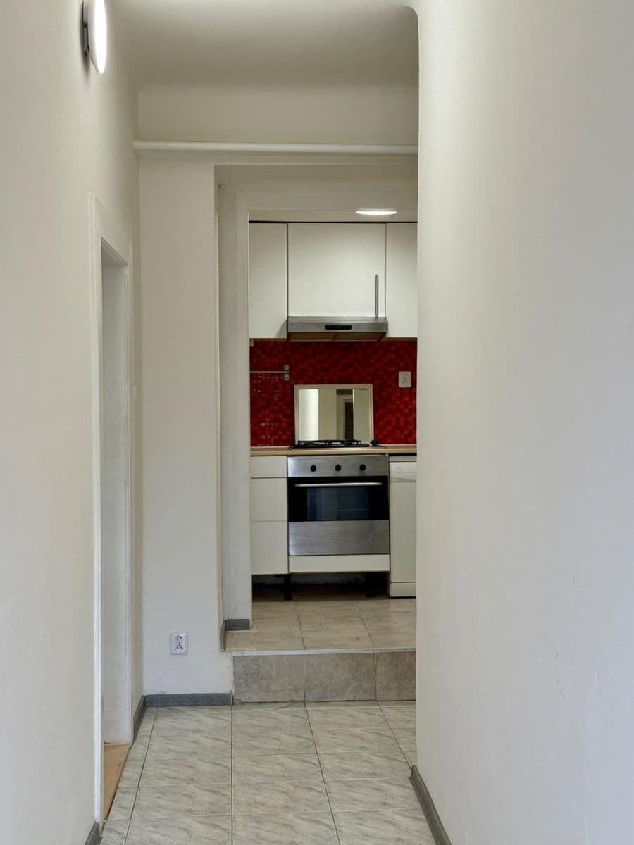 2 bedroom flat to rent, 55 m², Dostihová, Prague, Prague 2 bedroom flat to rent, 55 m², Dostihová, Prague, Prague