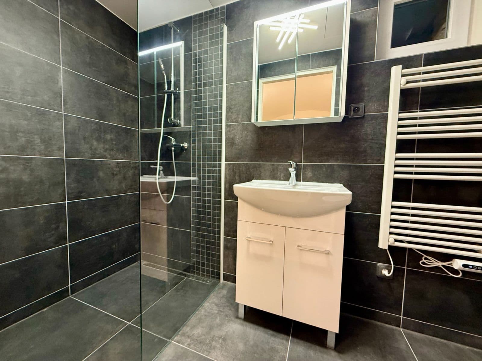 2 bedroom flat for sale, 56 m², Čestmírova, Prague, Prague 2 bedroom flat for sale, 56 m², Čestmírova, Prague, Prague