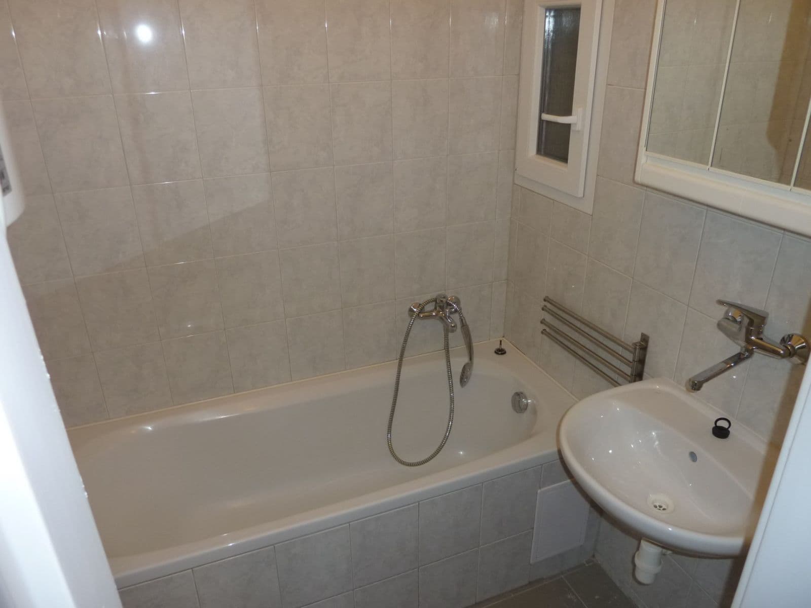 1 bedroom flat to rent, 45 m², Nové náměstí, Brno, Jihomoravský Region 1 bedroom flat to rent, 45 m², Nové náměstí, Brno, Jihomoravský Region