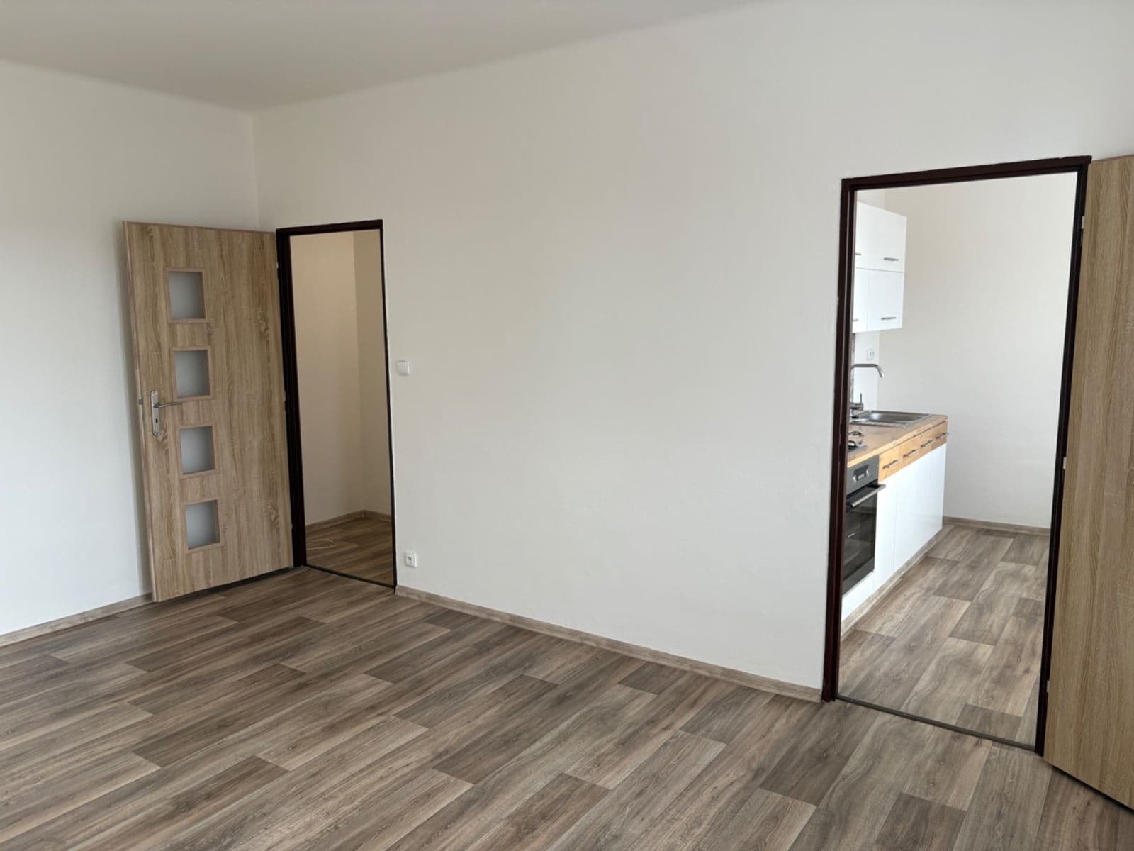 2 bedroom flat to rent, 50 m², Komenského, Chuchelná, Moravskoslezský Region 2 bedroom flat to rent, 50 m², Komenského, Chuchelná, Moravskoslezský Region