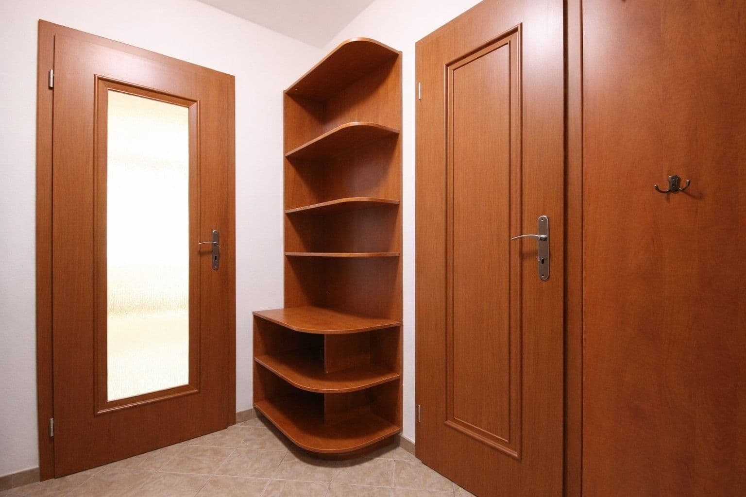 4 bedroom flat to rent, 110 m², Na Hřebenkách, Prague, Prague 4 bedroom flat to rent, 110 m², Na Hřebenkách, Prague, Prague