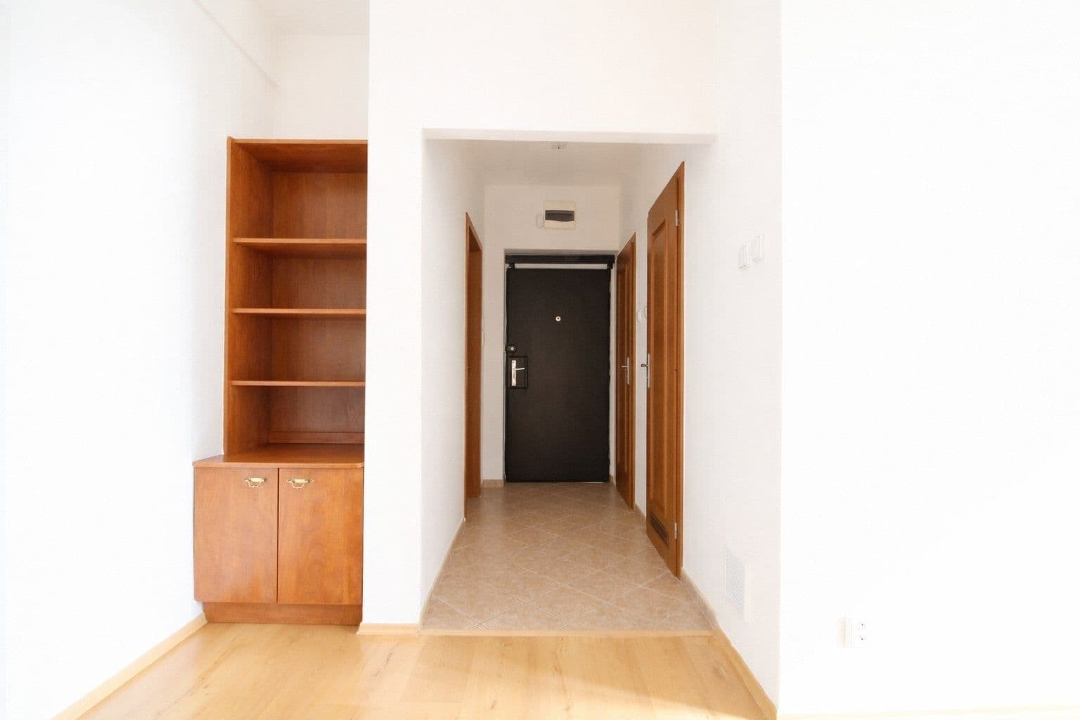 4 bedroom flat to rent, 110 m², Na Hřebenkách, Prague, Prague 4 bedroom flat to rent, 110 m², Na Hřebenkách, Prague, Prague