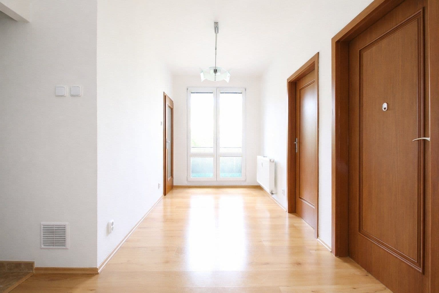 4 bedroom flat to rent, 110 m², Na Hřebenkách, Prague, Prague 4 bedroom flat to rent, 110 m², Na Hřebenkách, Prague, Prague