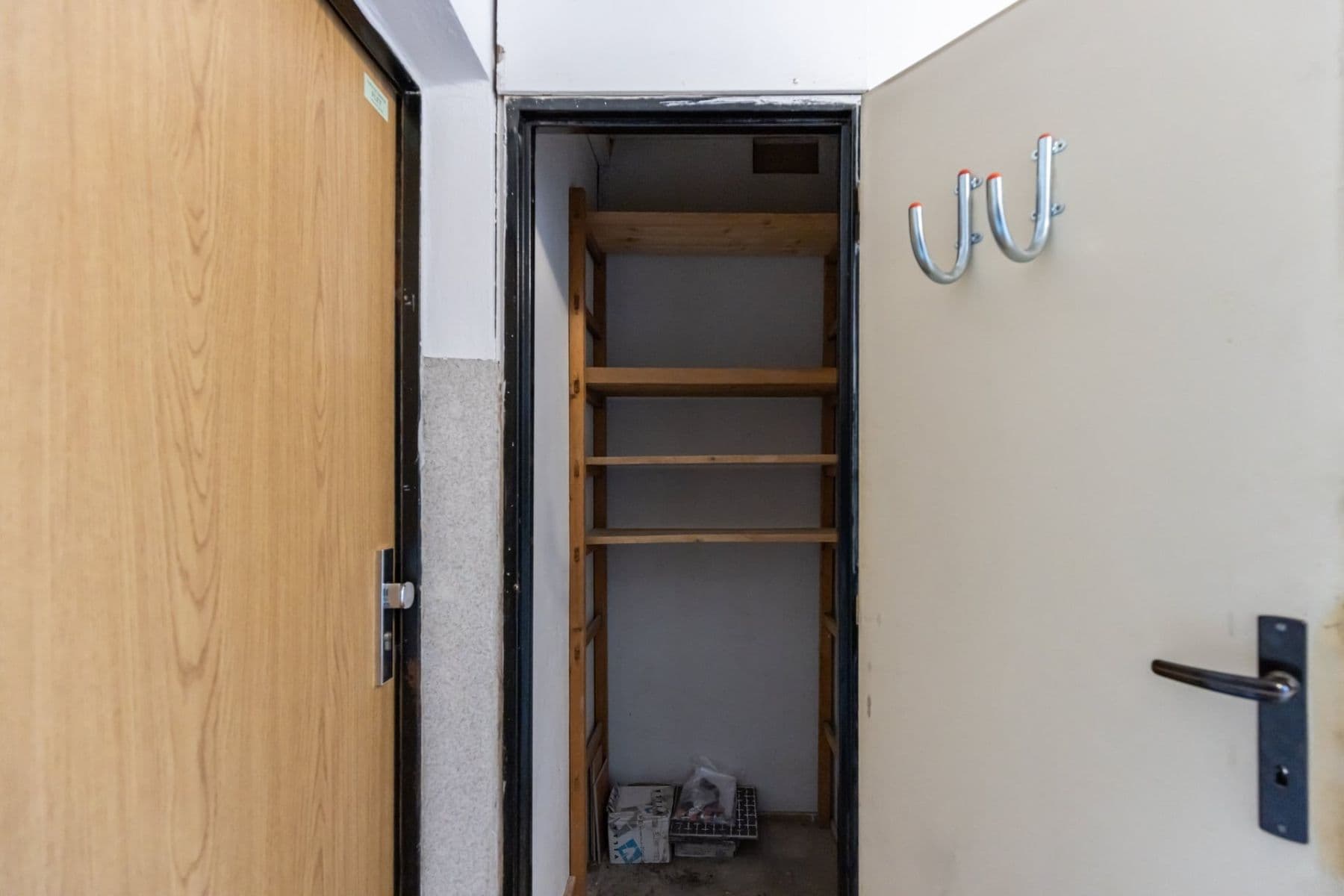 Studio flat to rent, 33 m², Kaplická, Prague, Prague Studio flat to rent, 33 m², Kaplická, Prague, Prague