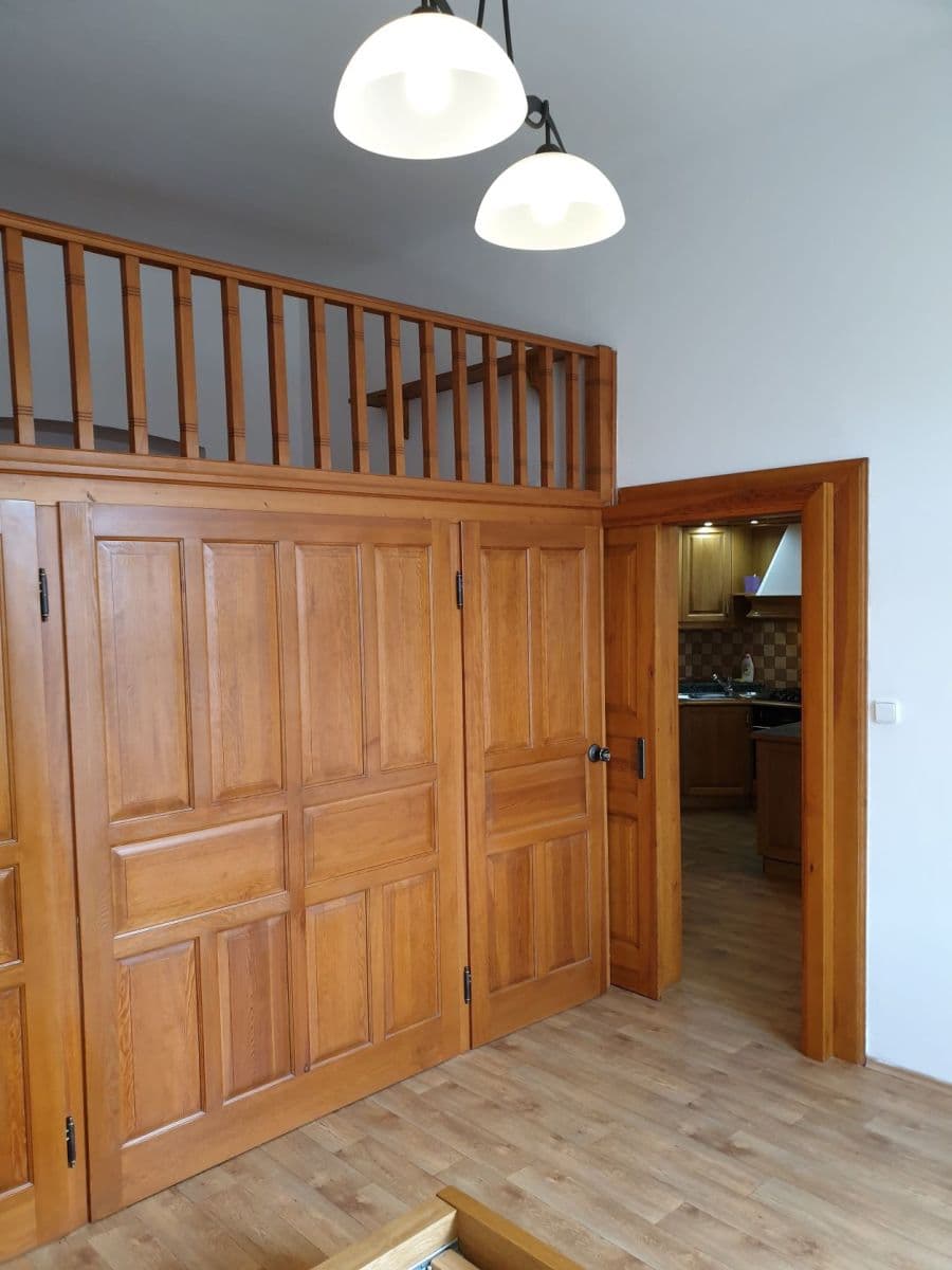 1 bedroom with open-plan kitchen flat to rent, 53 m², Arbesovo náměstí, Prague, Prague 1 bedroom with open-plan kitchen flat to rent, 53 m², Arbesovo náměstí, Prague, Prague