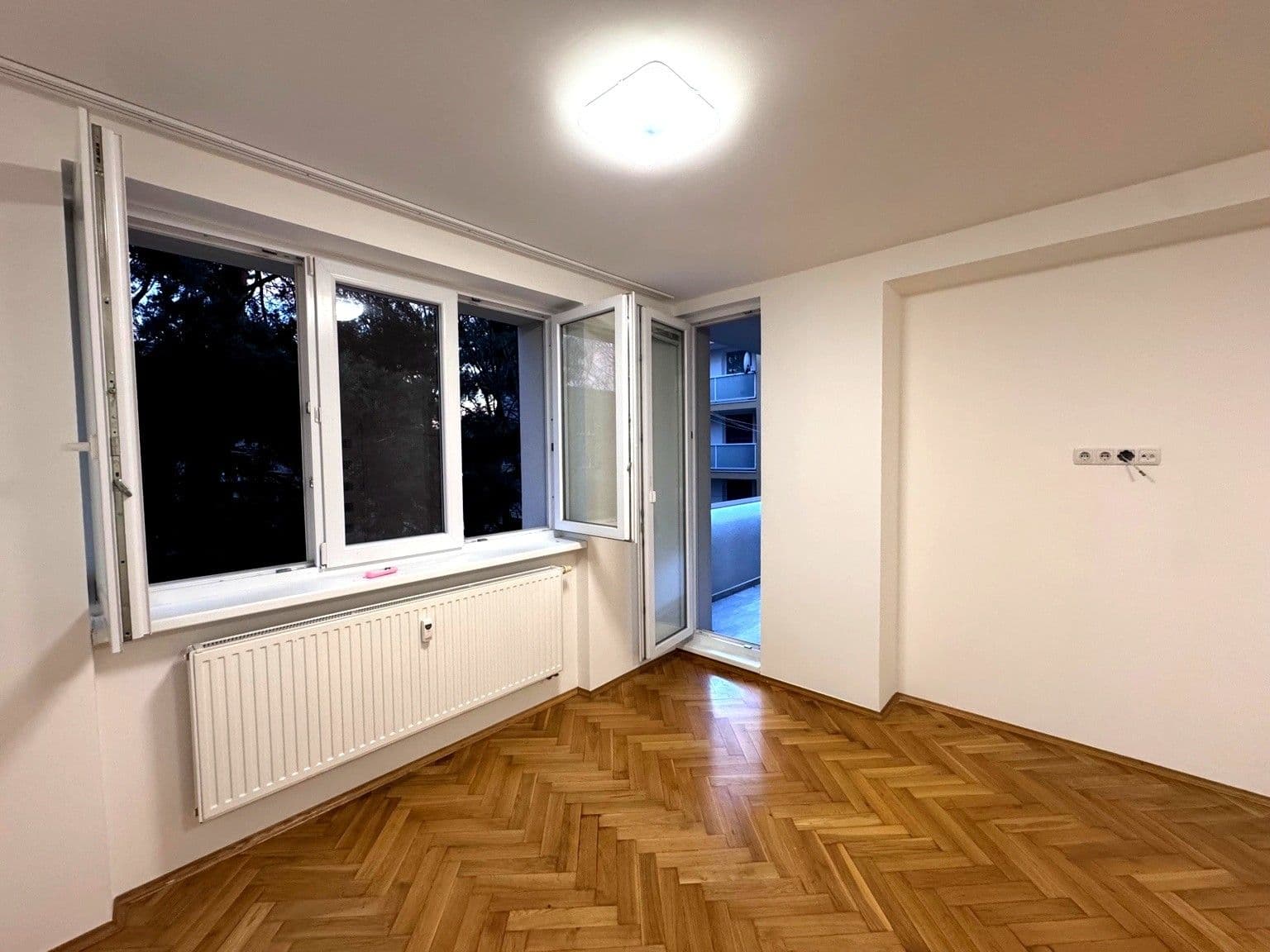 2 bedroom flat to rent, 62 m², Vašíčkova, Kladno, Středočeský Region 2 bedroom flat to rent, 62 m², Vašíčkova, Kladno, Středočeský Region