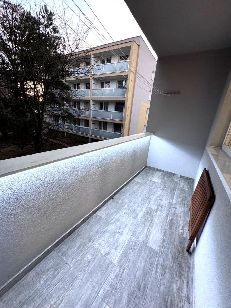 2 bedroom flat to rent, 62 m², Vašíčkova, Kladno, Středočeský Region 2 bedroom flat to rent, 62 m², Vašíčkova, Kladno, Středočeský Region