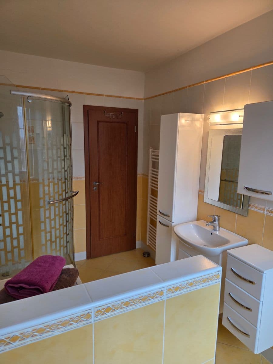 house for sale, 250 m², Na Libovínek, Bašť, Středočeský Region house for sale, 250 m², Na Libovínek, Bašť, Středočeský Region