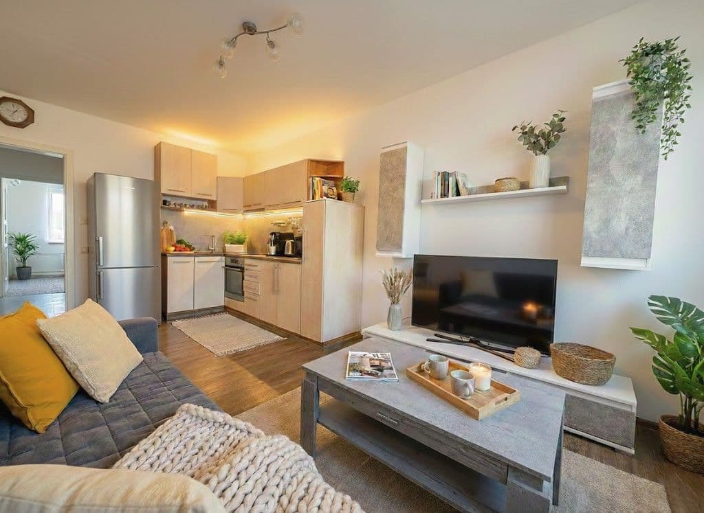 2 bedroom with open-plan kitchen flat to rent, 50 m², Luštěnice, Středočeský Region 2 bedroom with open-plan kitchen flat to rent, 50 m², Luštěnice, Středočeský Region