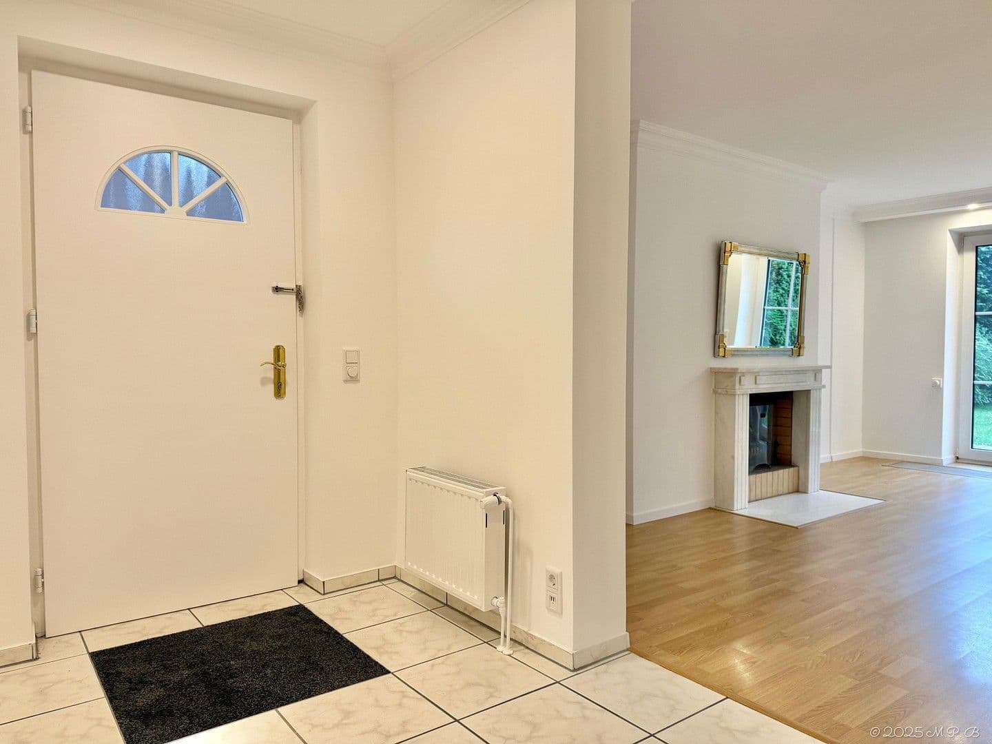 house for sale, 213 m², Rheinbrohler Weg 39, Düsseldorf, North Rhine-Westphalia house for sale, 213 m², Rheinbrohler Weg 39, Düsseldorf, North Rhine-Westphalia