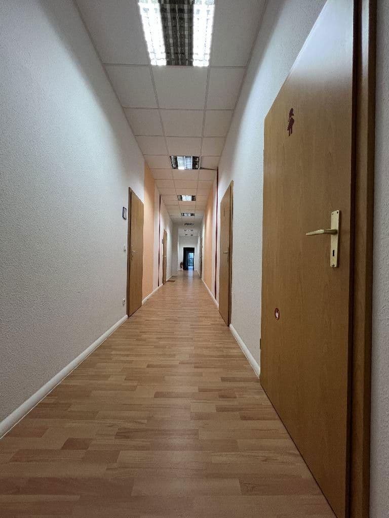 office to rent, 2,000 m², Grenzstraße 28, Halle, Saxony-Anhalt office to rent, 2,000 m², Grenzstraße 28, Halle, Saxony-Anhalt