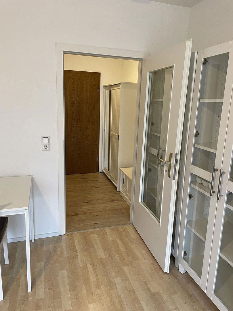 1 bedroom flat to rent, 38 m², Bad Schönborn, Baden-Württemberg 1 bedroom flat to rent, 38 m², Bad Schönborn, Baden-Württemberg