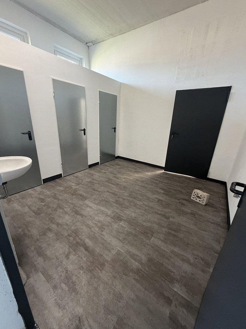 non-residential property to rent, 460 m², Posener Straße 35A, Lübeck, Schleswig-Holstein non-residential property to rent, 460 m², Posener Straße 35A, Lübeck, Schleswig-Holstein