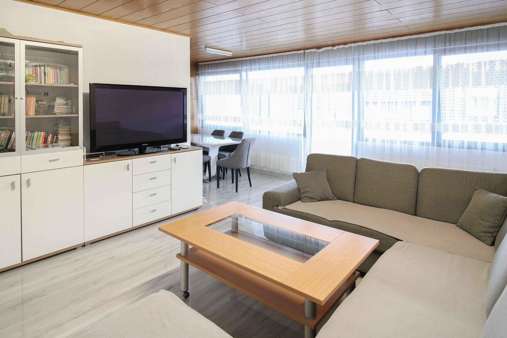 3 bedroom flat to rent, 96 m², Schwertstraße 65, Krefeld, North Rhine-Westphalia 3 bedroom flat to rent, 96 m², Schwertstraße 65, Krefeld, North Rhine-Westphalia