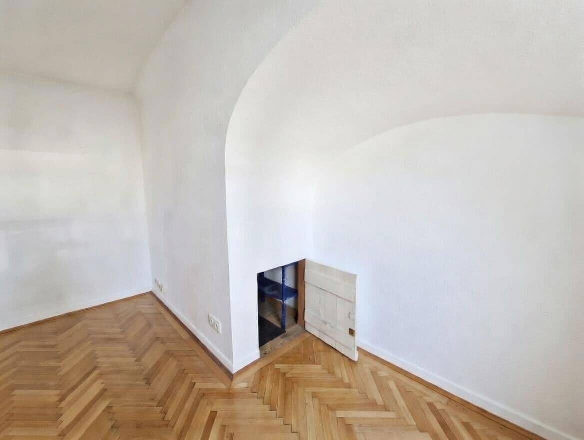 Studio flat to rent, 45 m², Bahnhofstraße 31, Bonn, North Rhine-Westphalia Studio flat to rent, 45 m², Bahnhofstraße 31, Bonn, North Rhine-Westphalia