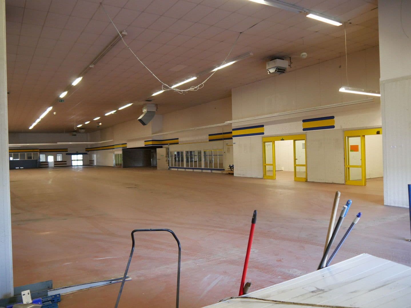 non-residential property to rent, 10,000 m², Salzunger Straße 115b, Leimbach, Thuringia non-residential property to rent, 10,000 m², Salzunger Straße 115b, Leimbach, Thuringia