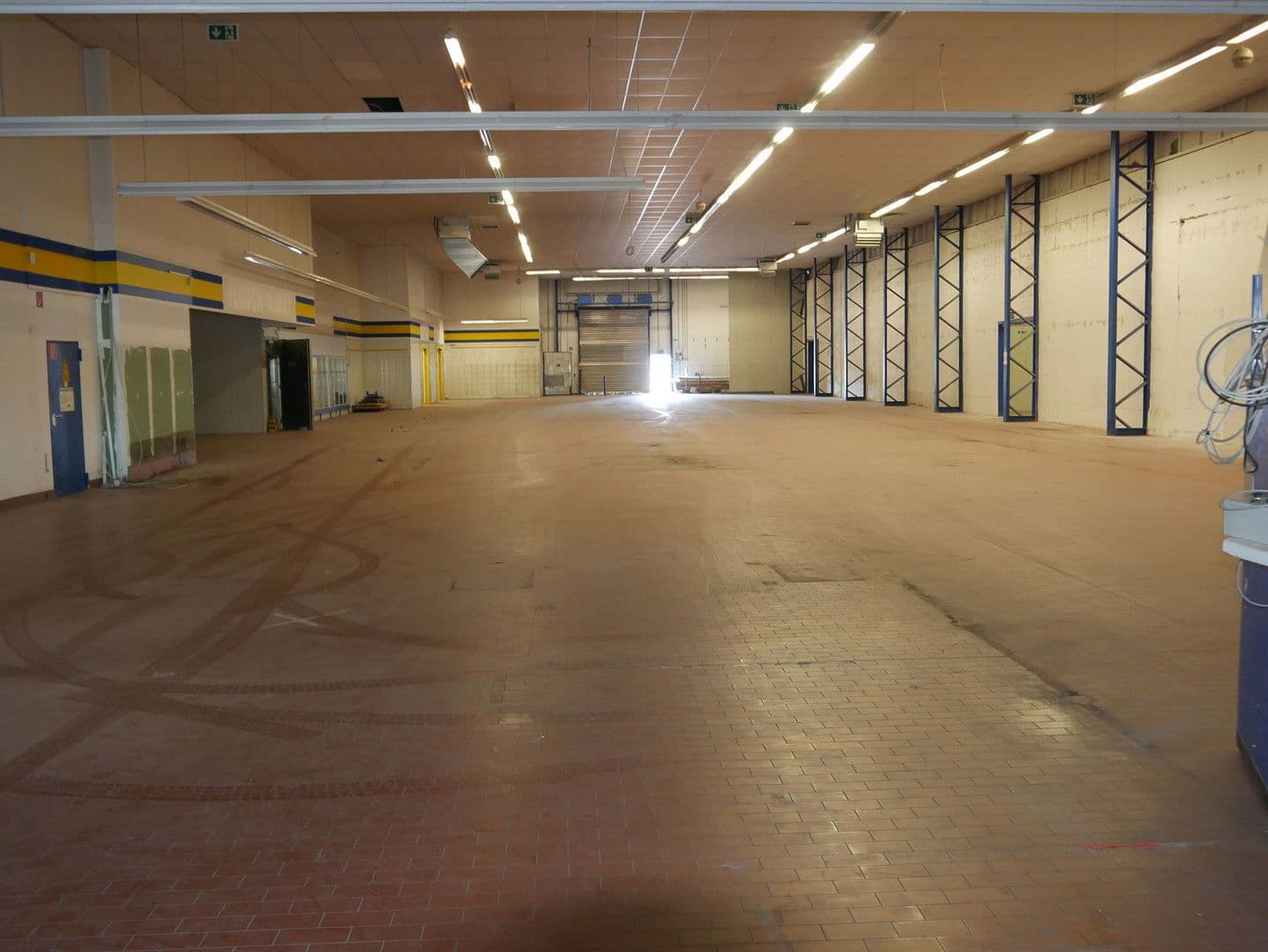 non-residential property to rent, 10,000 m², Salzunger Straße 115b, Leimbach, Thuringia non-residential property to rent, 10,000 m², Salzunger Straße 115b, Leimbach, Thuringia