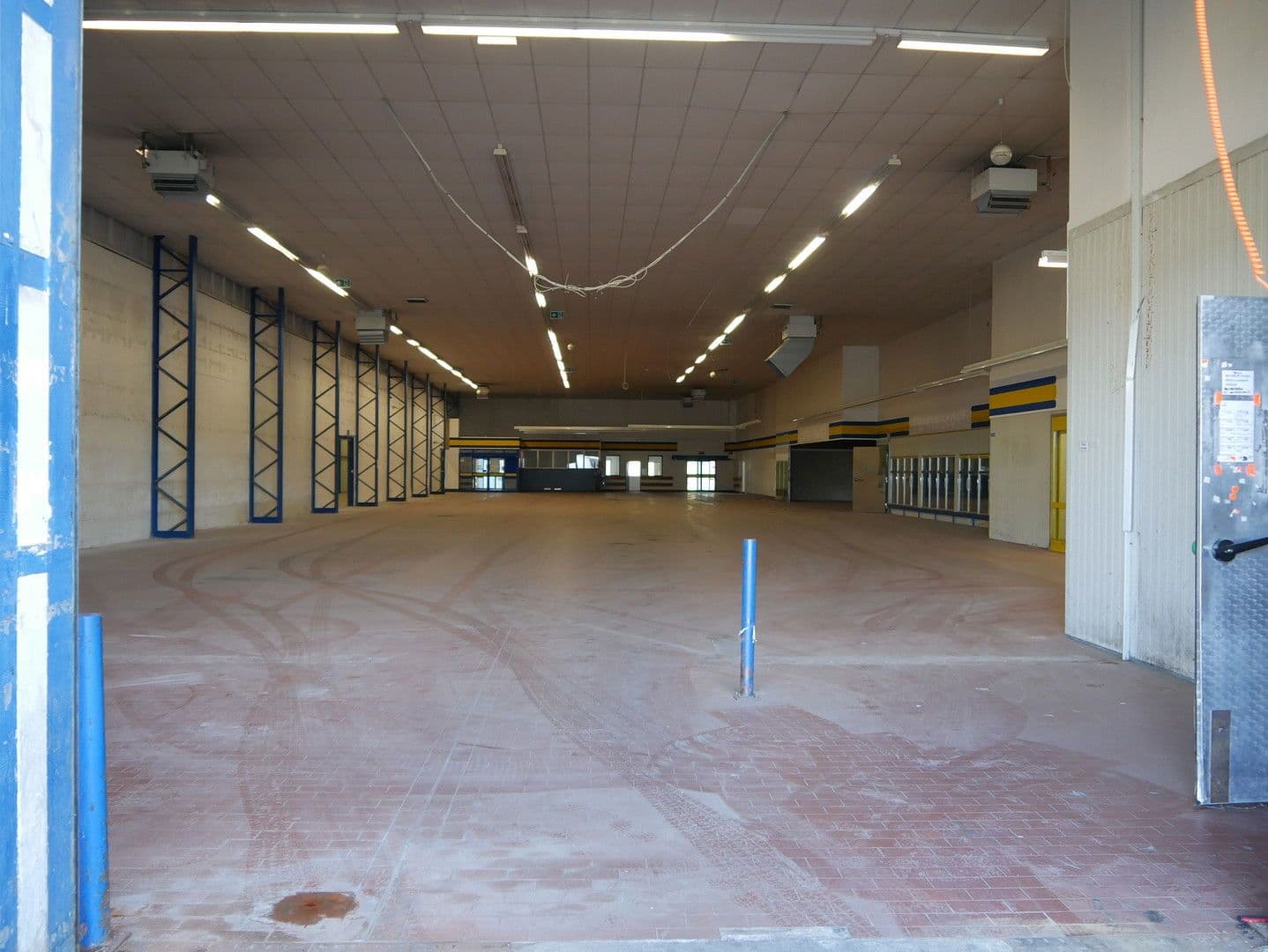 non-residential property to rent, 10,000 m², Salzunger Straße 115b, Leimbach, Thuringia non-residential property to rent, 10,000 m², Salzunger Straße 115b, Leimbach, Thuringia