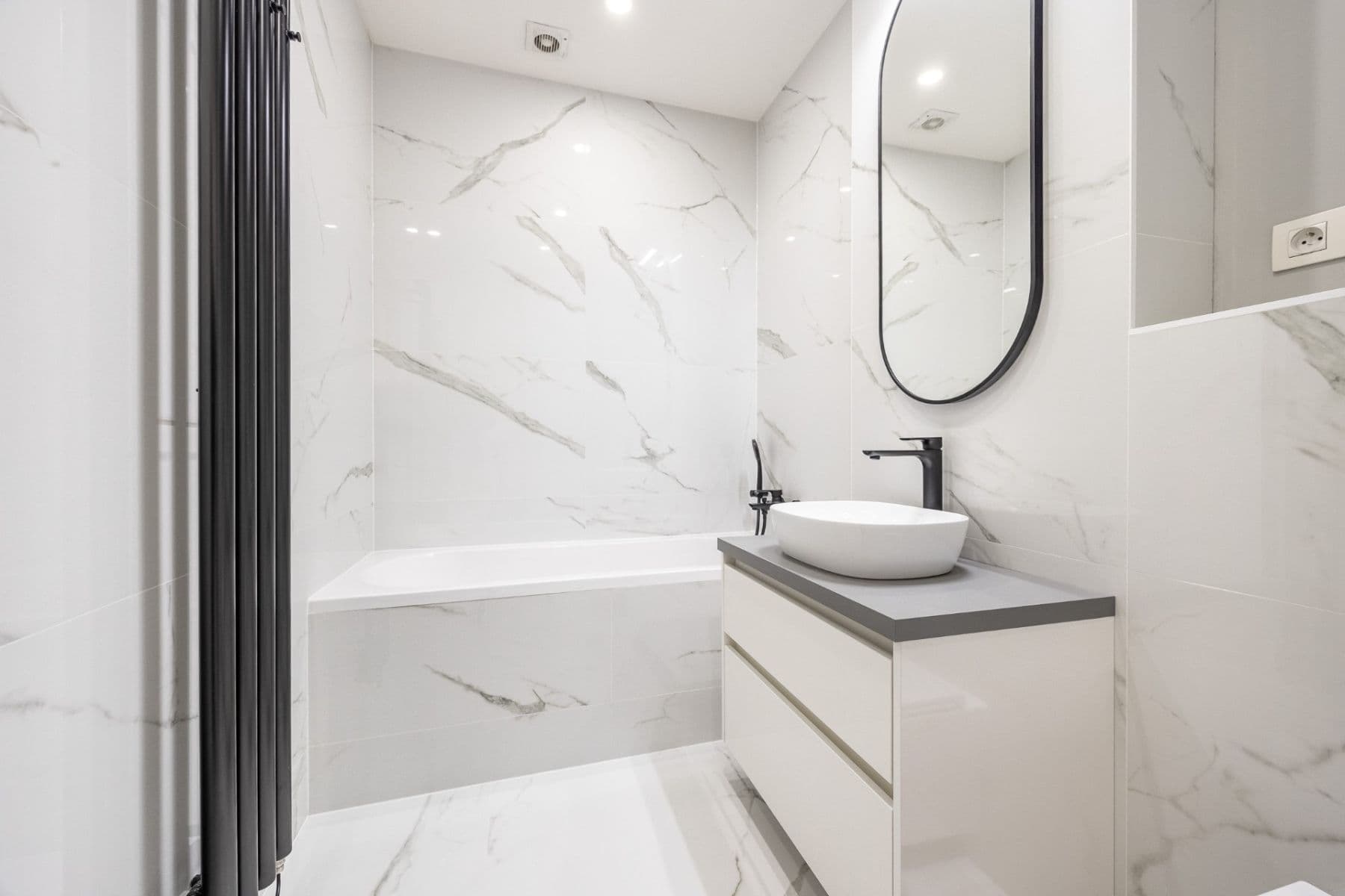 2 bedroom with open-plan kitchen flat for sale, 77 m², Petrská, Prague, Prague 2 bedroom with open-plan kitchen flat for sale, 77 m², Petrská, Prague, Prague