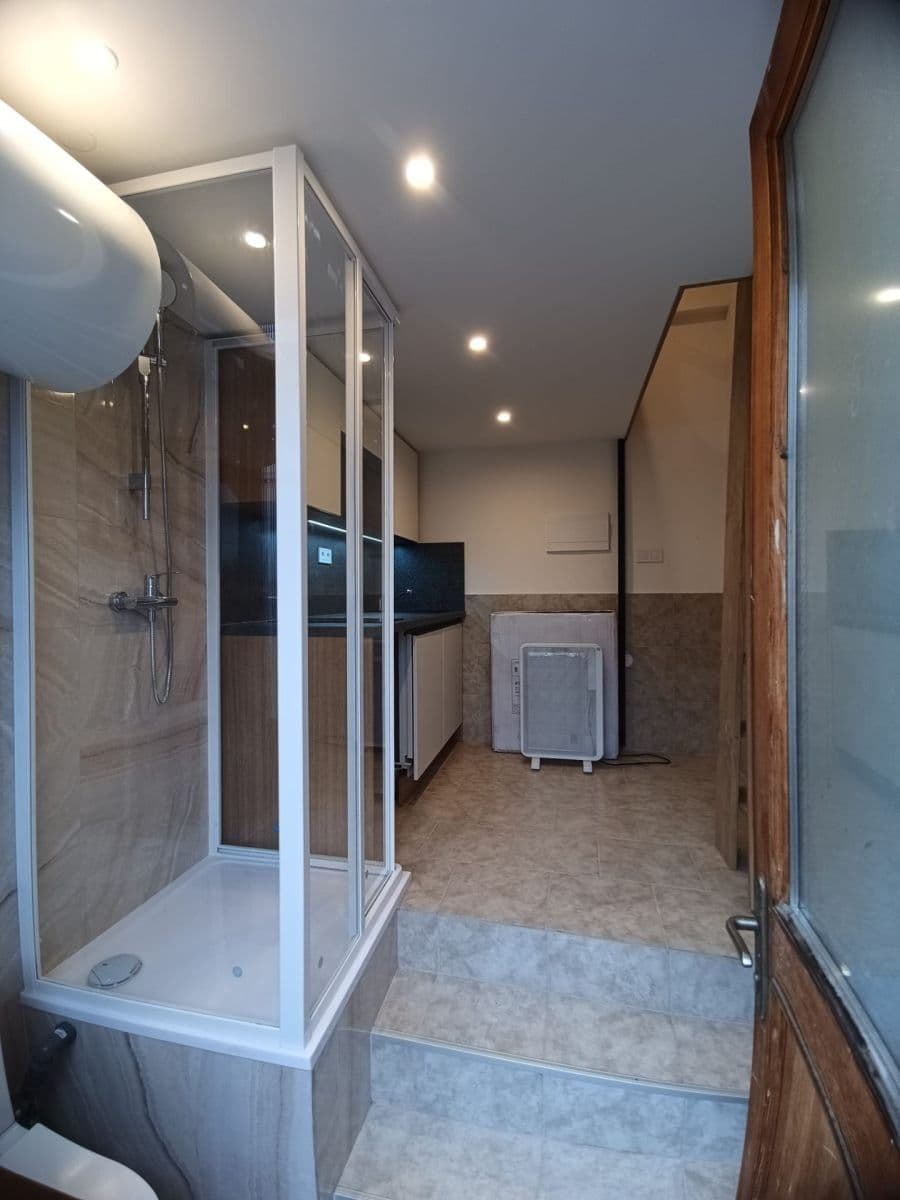 non-residential property for sale, 16 m², Nádražní, Kutná Hora, Středočeský Region non-residential property for sale, 16 m², Nádražní, Kutná Hora, Středočeský Region