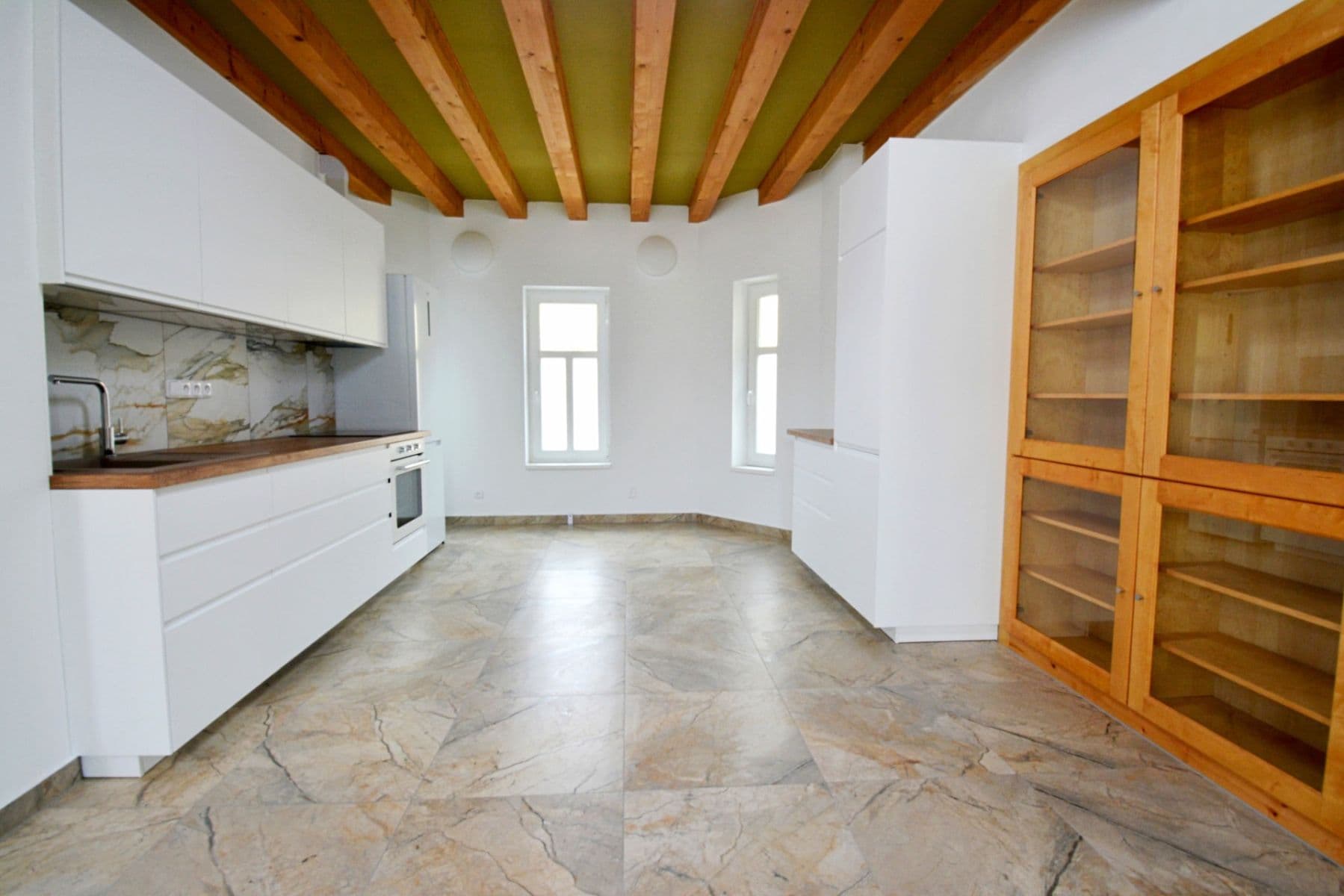 1 bedroom with open-plan kitchen flat to rent, 87 m², Chodovická, Prague, Prague 1 bedroom with open-plan kitchen flat to rent, 87 m², Chodovická, Prague, Prague