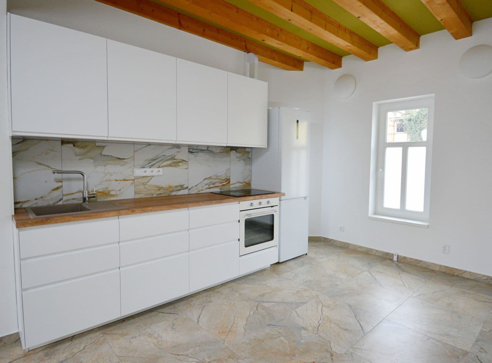 1 bedroom with open-plan kitchen flat to rent, 87 m², Chodovická, Prague, Prague 1 bedroom with open-plan kitchen flat to rent, 87 m², Chodovická, Prague, Prague