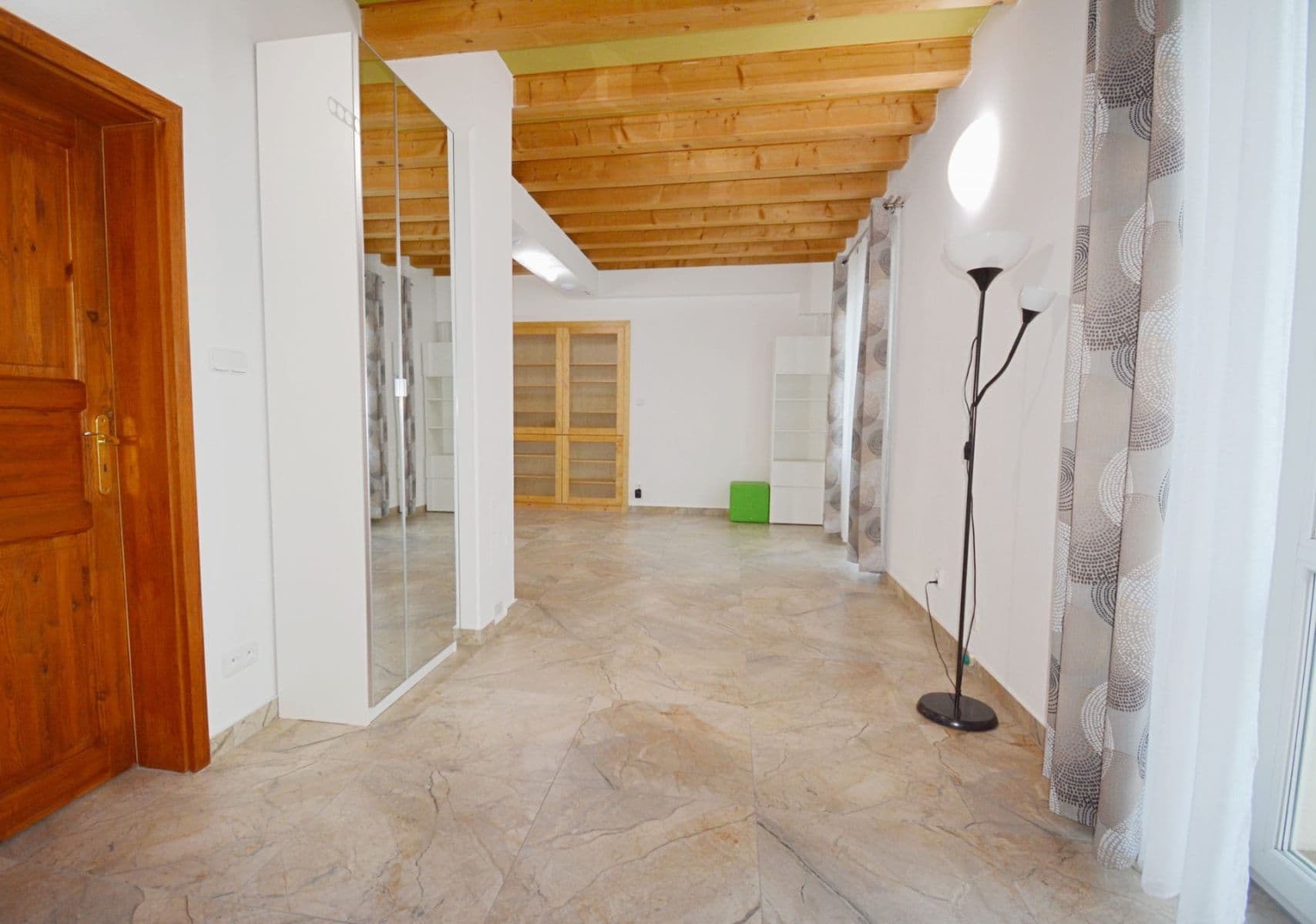 1 bedroom with open-plan kitchen flat to rent, 87 m², Chodovická, Prague, Prague 1 bedroom with open-plan kitchen flat to rent, 87 m², Chodovická, Prague, Prague