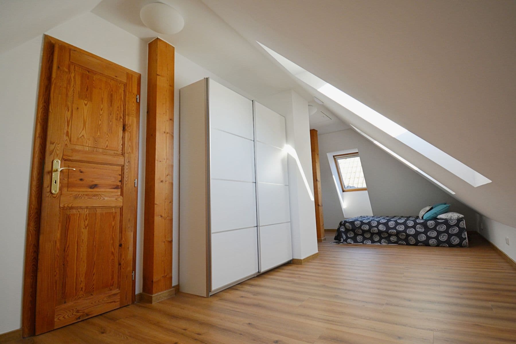 1 bedroom with open-plan kitchen flat to rent, 87 m², Chodovická, Prague, Prague 1 bedroom with open-plan kitchen flat to rent, 87 m², Chodovická, Prague, Prague