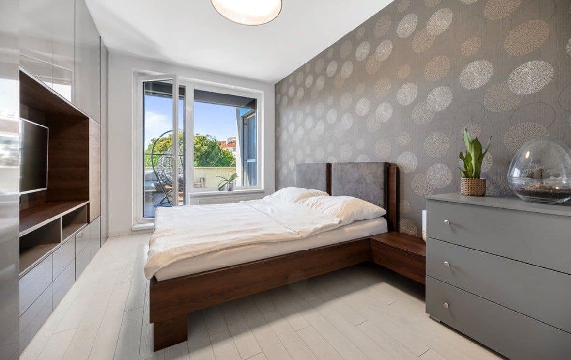 2 bedroom flat to rent, 62 m², Drotárska cesta, Bratislava - mestská časť Staré Mesto, Bratislavský Region 2 bedroom flat to rent, 62 m², Drotárska cesta, Bratislava - mestská časť Staré Mesto, Bratislavský Region