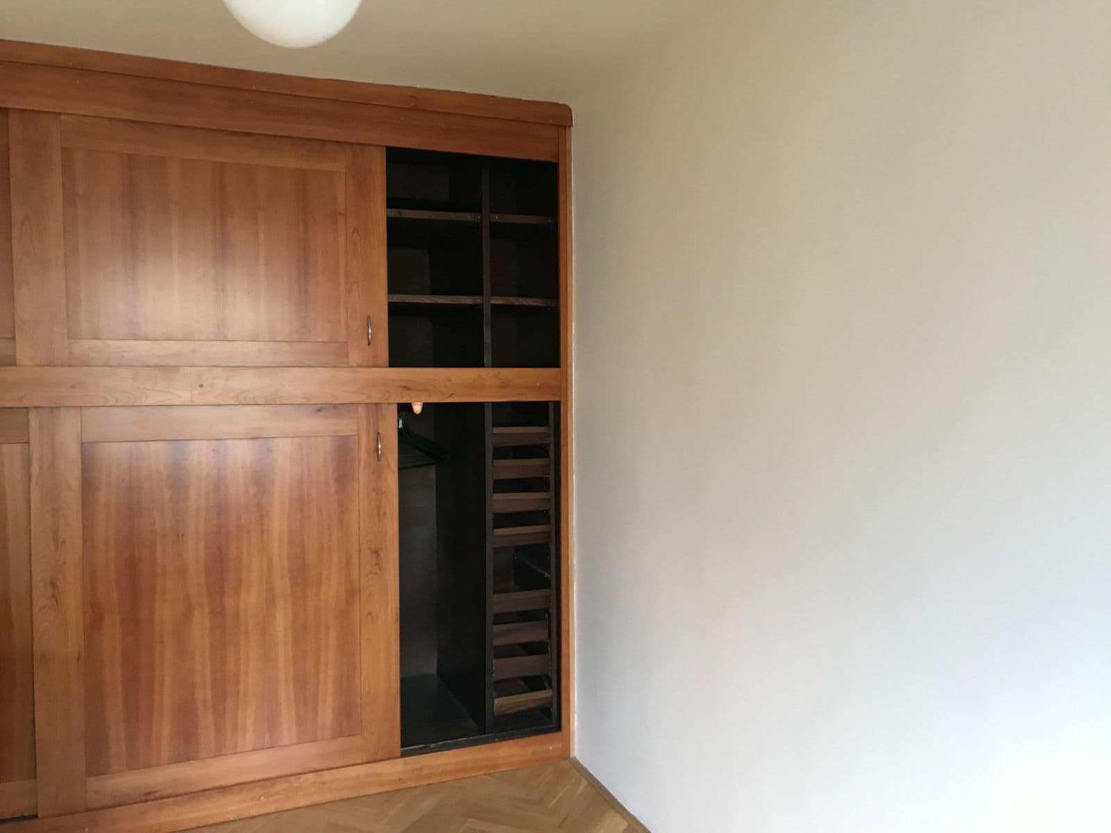 1 bedroom with open-plan kitchen flat to rent, 44 m², Pod Rapidem, Prague, Prague 1 bedroom with open-plan kitchen flat to rent, 44 m², Pod Rapidem, Prague, Prague
