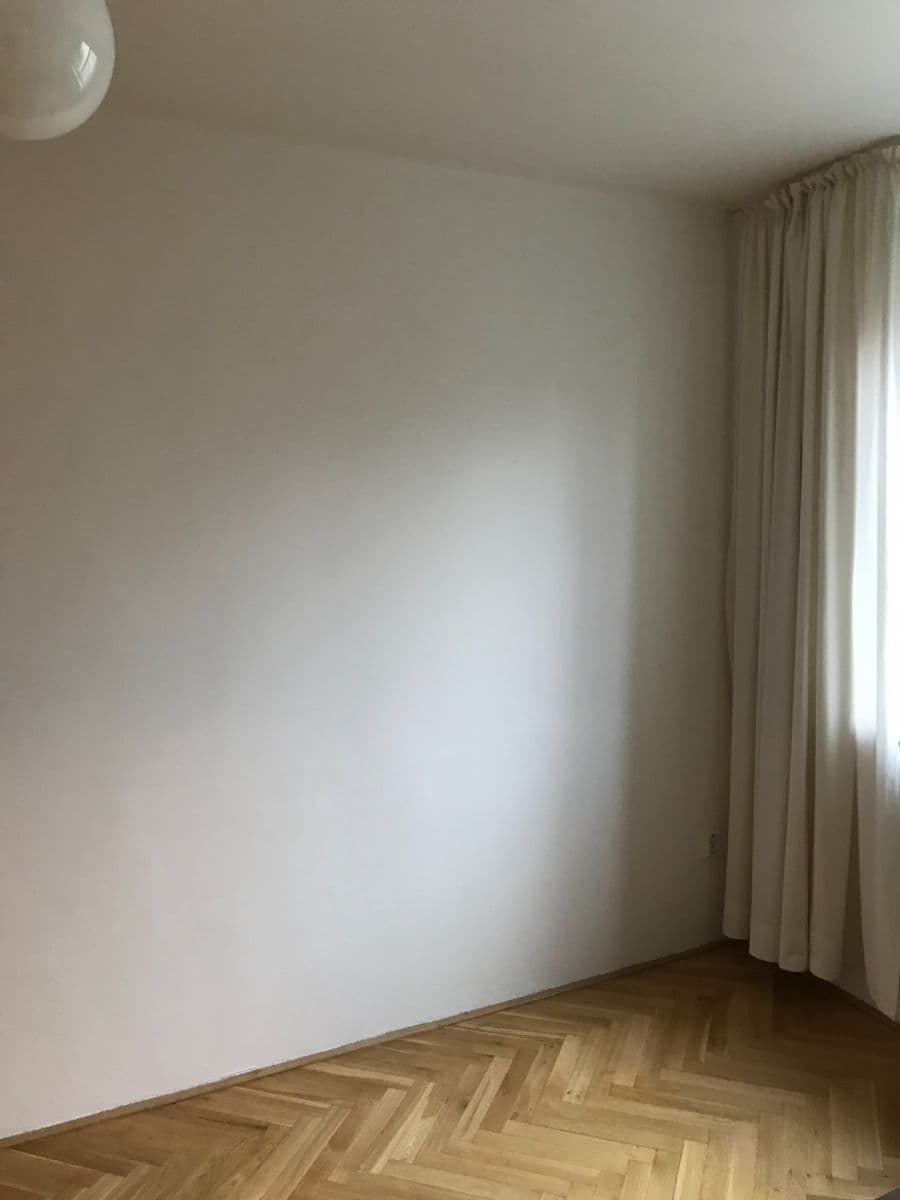 1 bedroom with open-plan kitchen flat to rent, 44 m², Pod Rapidem, Prague, Prague 1 bedroom with open-plan kitchen flat to rent, 44 m², Pod Rapidem, Prague, Prague