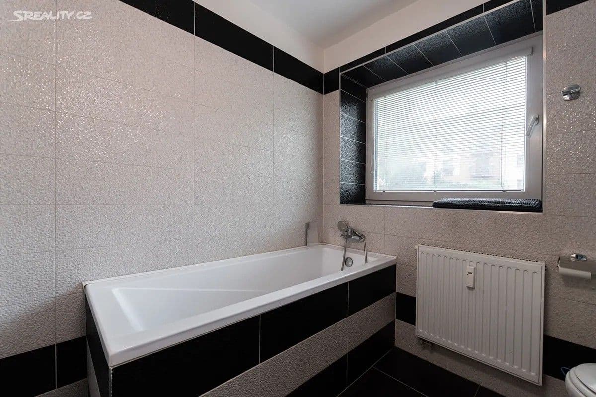 2 bedroom flat to rent, 53 m², Chomutovská, Most, Ústecký Region 2 bedroom flat to rent, 53 m², Chomutovská, Most, Ústecký Region