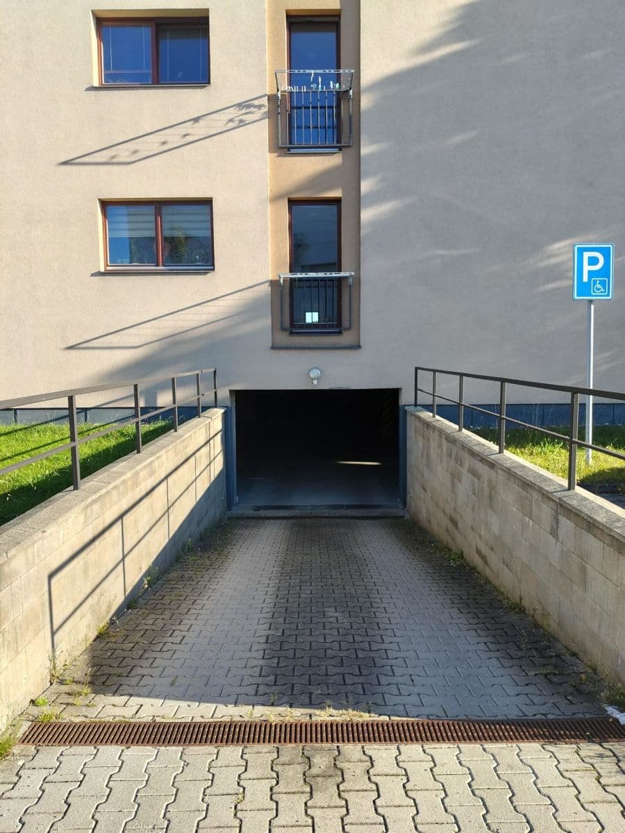 2 bedroom with open-plan kitchen flat for sale, 63 m², Jaroslava Foglara, Prague, Prague 2 bedroom with open-plan kitchen flat for sale, 63 m², Jaroslava Foglara, Prague, Prague