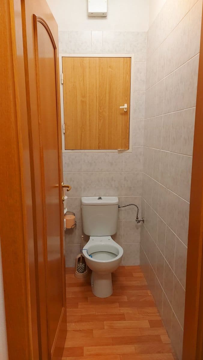 1 bedroom with open-plan kitchen flat to rent, 72 m², Majdalenky, Brno, Jihomoravský Region 1 bedroom with open-plan kitchen flat to rent, 72 m², Majdalenky, Brno, Jihomoravský Region