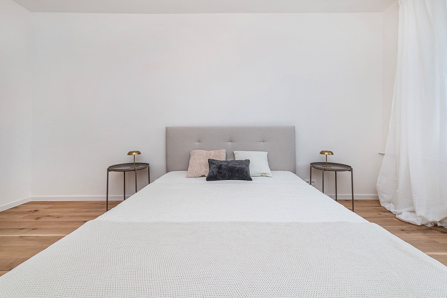 1 bedroom with open-plan kitchen flat for sale, 54 m², Ruská, Prague, Prague 1 bedroom with open-plan kitchen flat for sale, 54 m², Ruská, Prague, Prague