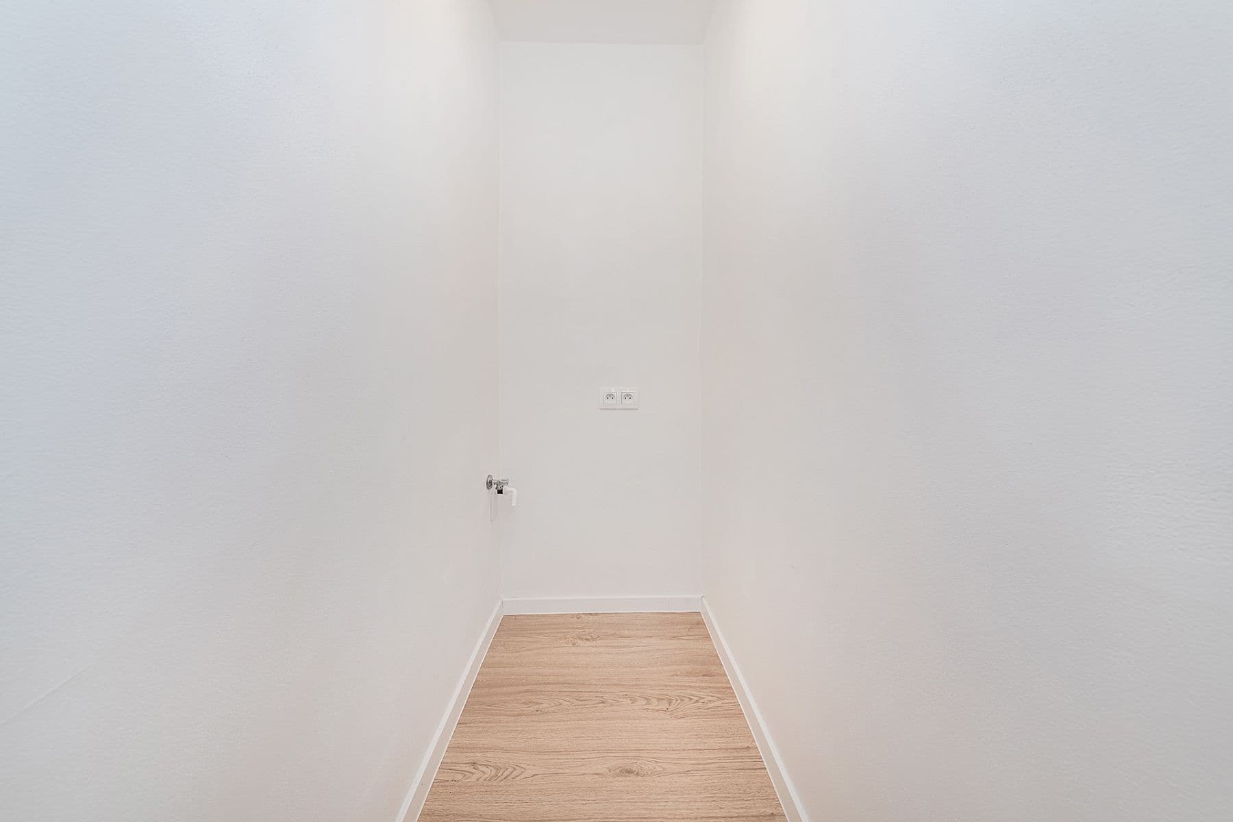 1 bedroom with open-plan kitchen flat for sale, 54 m², Ruská, Prague, Prague 1 bedroom with open-plan kitchen flat for sale, 54 m², Ruská, Prague, Prague