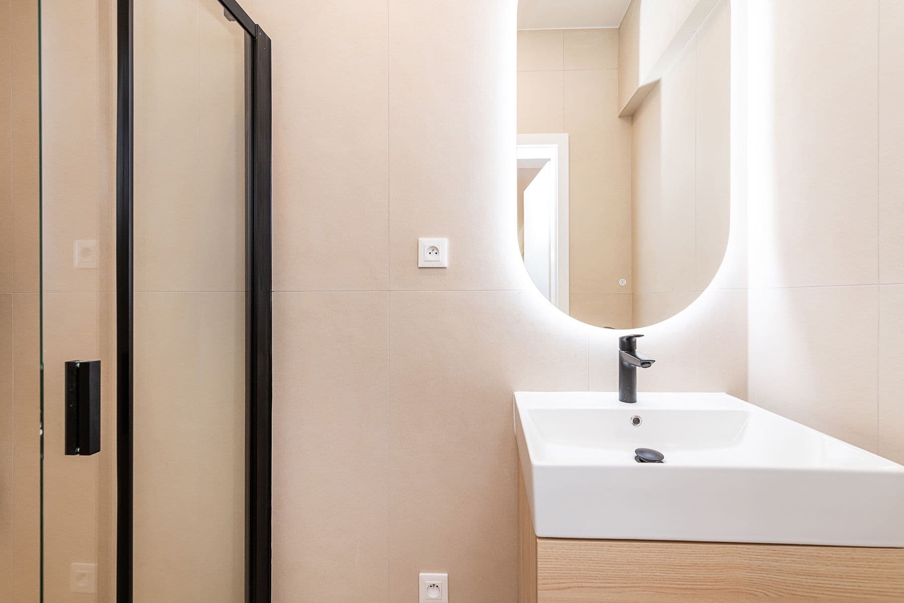 1 bedroom with open-plan kitchen flat for sale, 54 m², Ruská, Prague, Prague 1 bedroom with open-plan kitchen flat for sale, 54 m², Ruská, Prague, Prague