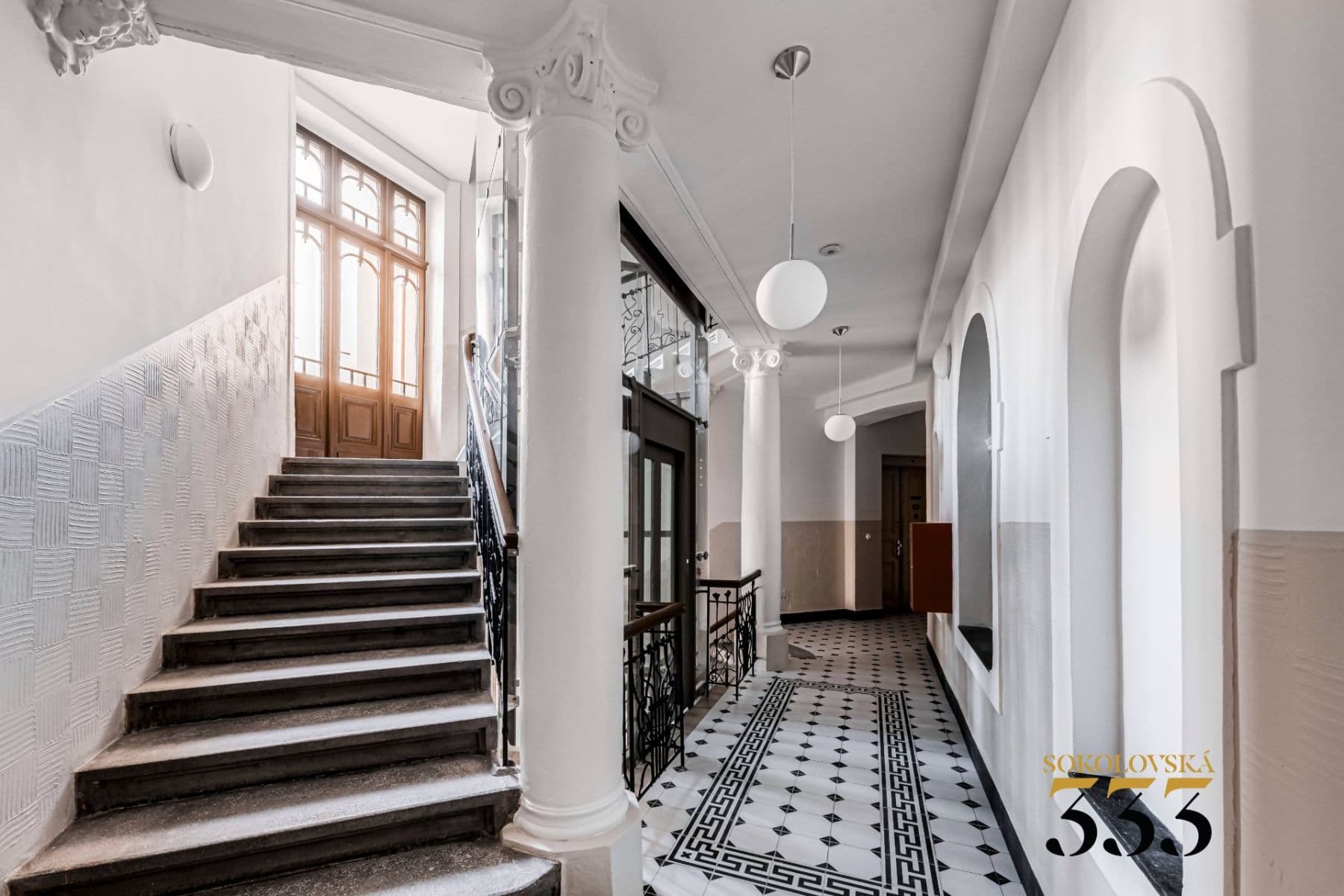 3 bedroom with open-plan kitchen flat to rent, 159 m², Sokolovská, Prague, Prague 3 bedroom with open-plan kitchen flat to rent, 159 m², Sokolovská, Prague, Prague