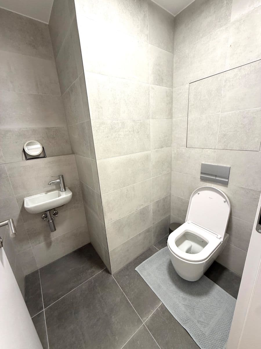 2 bedroom flat to rent, 48 m², Bottova, Bratislava - mestská časť Staré Mesto, Bratislavský Region 2 bedroom flat to rent, 48 m², Bottova, Bratislava - mestská časť Staré Mesto, Bratislavský Region