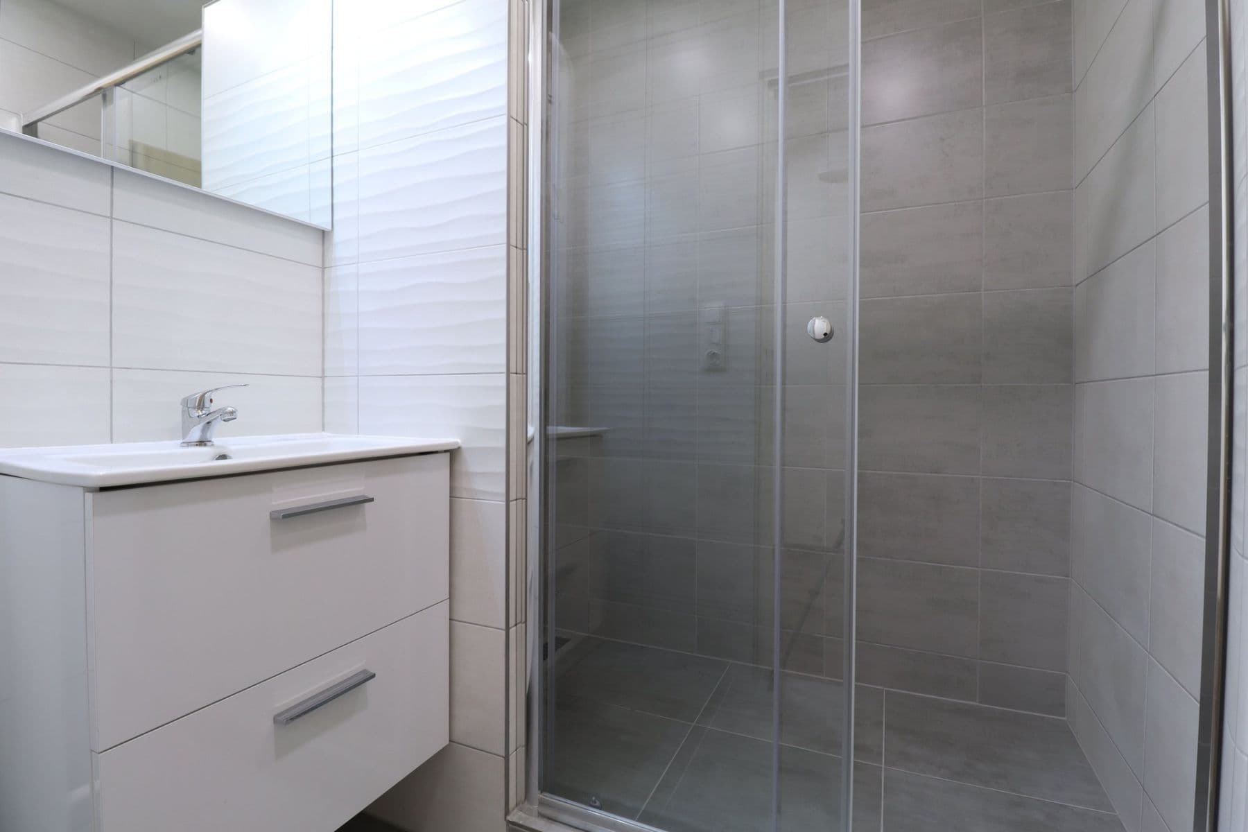 1 bedroom with open-plan kitchen flat to rent, 43 m², Jemnická, Prague, Prague 1 bedroom with open-plan kitchen flat to rent, 43 m², Jemnická, Prague, Prague