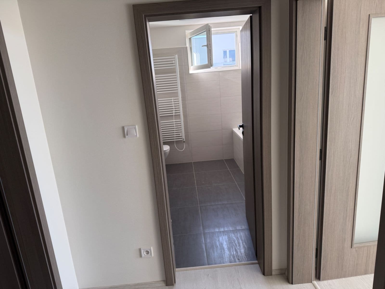 Studio flat to rent, 52 m², Na Zlaté stezce, Dobříš, Středočeský Region Studio flat to rent, 52 m², Na Zlaté stezce, Dobříš, Středočeský Region