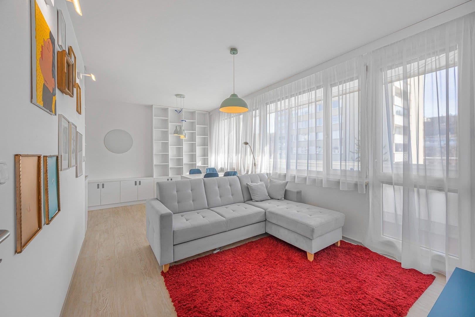 2 bedroom with open-plan kitchen flat to rent, 67 m², Molákova, Prague, Prague 2 bedroom with open-plan kitchen flat to rent, 67 m², Molákova, Prague, Prague