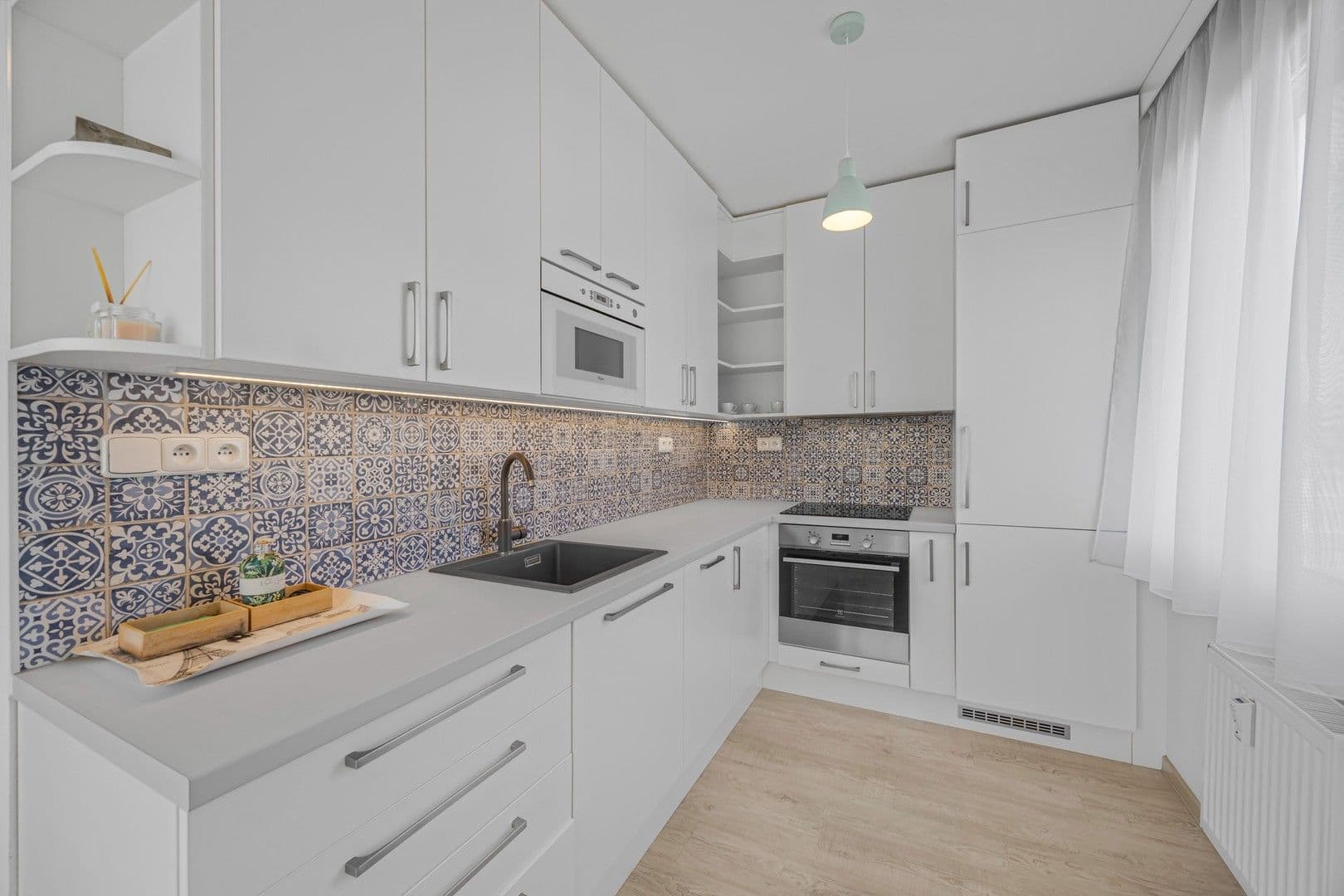 2 bedroom with open-plan kitchen flat to rent, 67 m², Molákova, Prague, Prague 2 bedroom with open-plan kitchen flat to rent, 67 m², Molákova, Prague, Prague