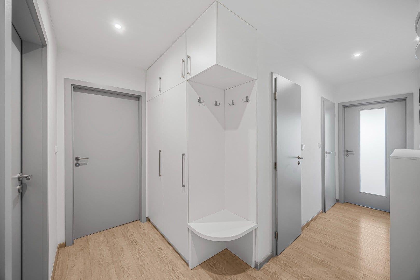 2 bedroom with open-plan kitchen flat to rent, 67 m², Molákova, Prague, Prague 2 bedroom with open-plan kitchen flat to rent, 67 m², Molákova, Prague, Prague